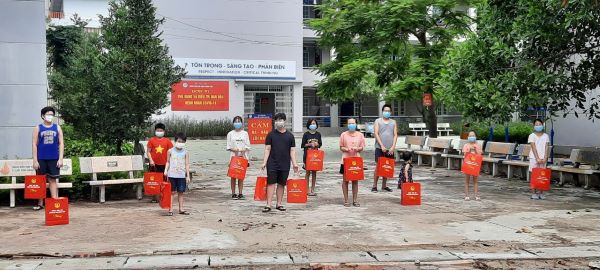 1,000 gifts presented to disadvantaged children in Hanoi’s ethnic minority-inhabited areas